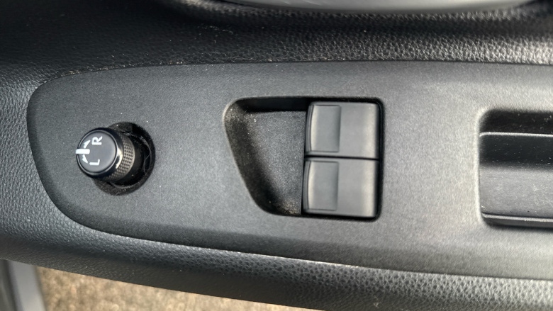 Toyota Aygo X 1.0 VVT-i Edge 5dr Auto Petrol Hatchback